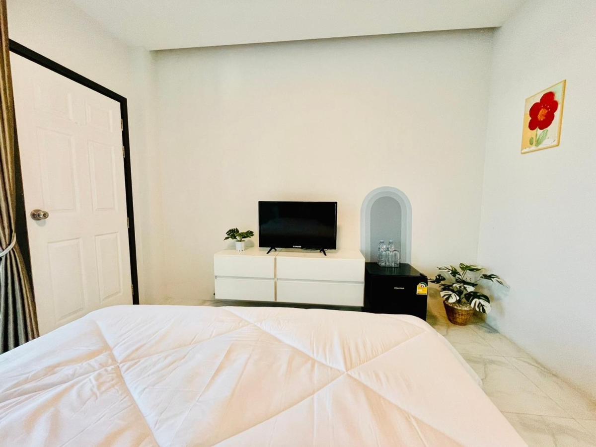 Sky View Home And Hostel Chiangmai Chiang Mai Bagian luar foto