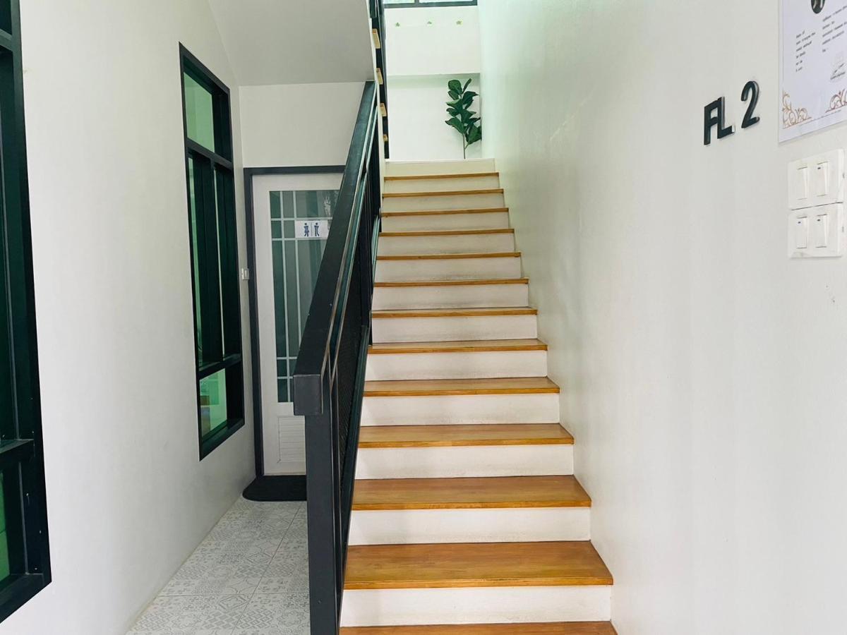 Sky View Home And Hostel Chiangmai Chiang Mai Bagian luar foto