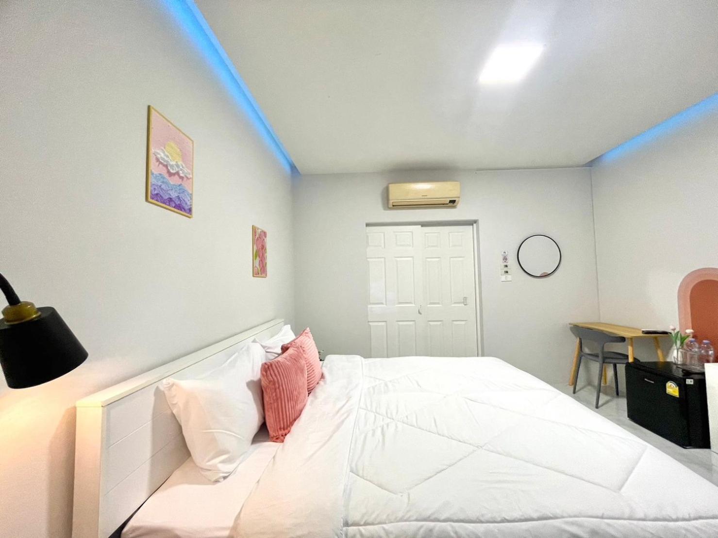 Sky View Home And Hostel Chiangmai Chiang Mai Bagian luar foto